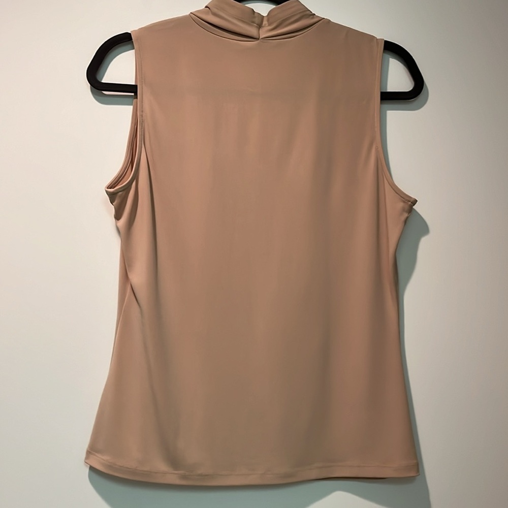 Calvin Klein Tan Sleeveless V Necked Top Size S/CH/P - Picture 5 of 6